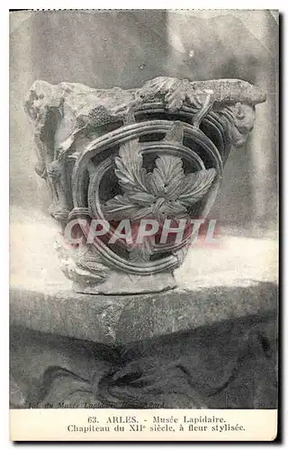 Cartes postales Arles Musee Lapidaire Chapiteau du XII siecle a fleur stylisee