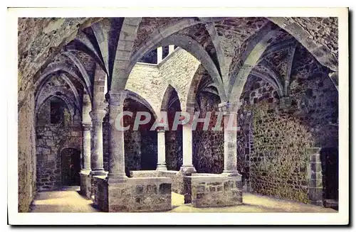 Cartes postales Abbaye de N D de Lerins Ile Saint Honorat Cloitre Interieur du Monastere fortifie