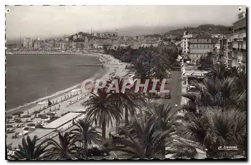 Cartes postales Cannes Alpes Maritimes Vue prise de la Croisette et le Suquet