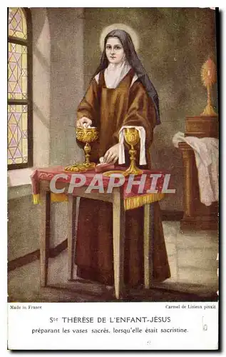 Cartes postales Ste Therese de l'Enfant Jesus preparant les vases sacres lorsqu'elle etait sacristine
