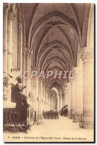 Cartes postales Lisieux Interieur de l'Eglise St Pierre Statue de St Pierre