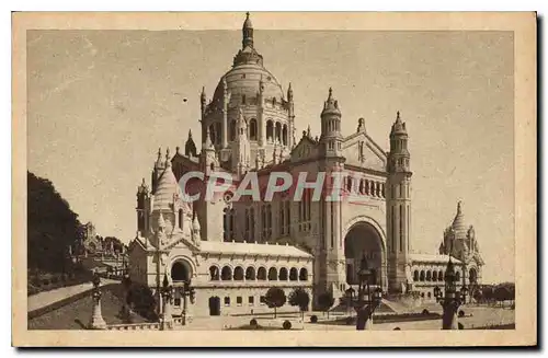 Cartes postales La Basilique de Lisieux Vue d'ensemble