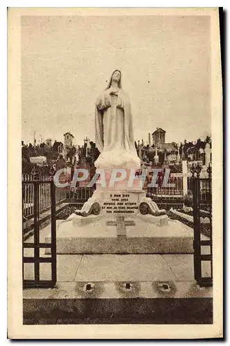 Ansichtskarte AK Monument eleve au Cimetiere des Carmelites de Lisieux