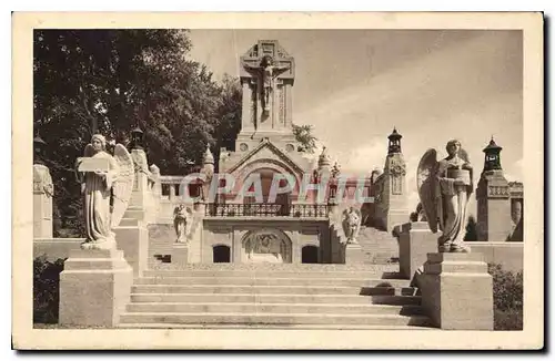 Ansichtskarte AK La Basilique de Lisieux Le Chemin de Croix exterieur