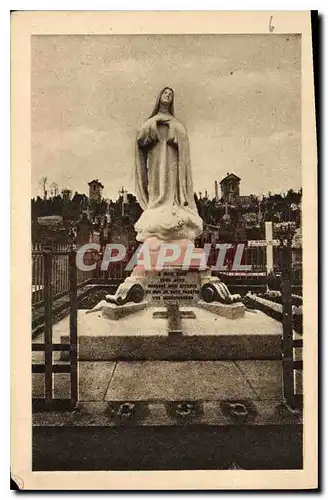 Cartes postales Monument eleve au Cimetiere des Carmelites de Lisieux