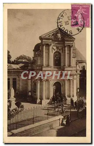 Ansichtskarte AK La Chapelle des Carmelites de Lisieux La Facade