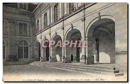 Cartes postales Valencay Indre Chateau cour interieure les arcades