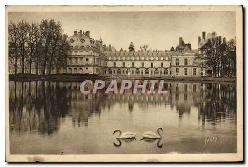 Ansichtskarte AK Palais de Fontainebleau Facade du Palais sur l'Etang des Carpes