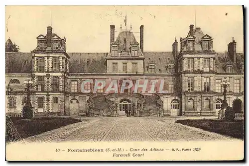 Cartes postales Fontainebleau S et M Cour des Adieux