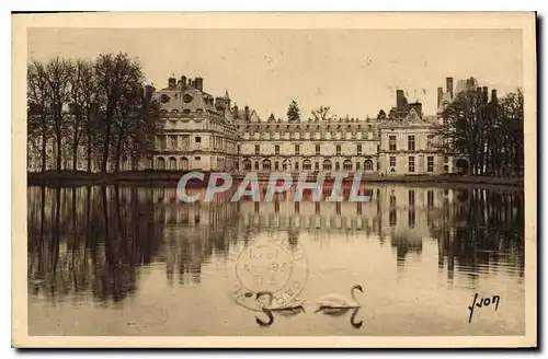 Ansichtskarte AK Fontainebleau Seine et Marne Facade du Palais sur l'Etang aux Carpes