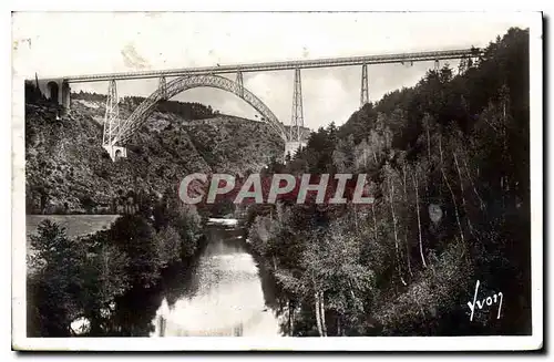 Cartes postales Env de Saint Flour Cantal La vallee de la Truyere et le viaduc de Garabit