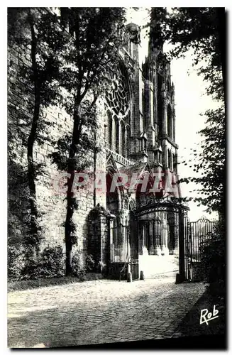 Ansichtskarte AK Chartres La Cathedrale Clocher neuf et portail Nord XIII siecle Grille de l'ancien Eveche