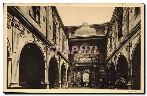 Cartes postales Toulouse le Capitole Cour Henri IV