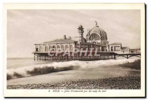 Cartes postales Nice Jetee Promenade par un Coup de Mer