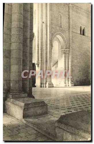 Cartes postales Fontgombault l'eglise abbatiale le Transept nord