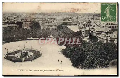 Cartes postales Nimes Esplanade et vue generale vers les Arenes