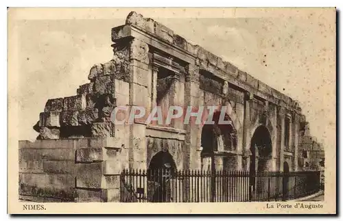 Cartes postales Nimes la Porte d'Auguste