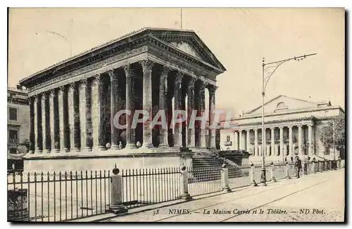 Ansichtskarte AK Nimes la Maison Carree et le Theatre