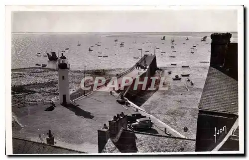 Ansichtskarte AK Cancale Ille et Vilaise le Phare et le Jetee de la Haute