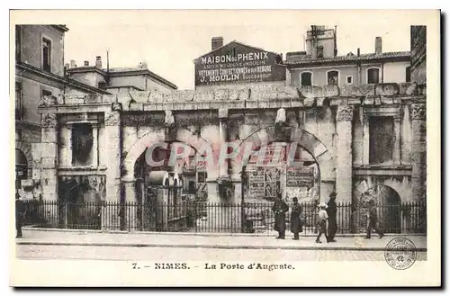 Cartes postales Nimes La Porte d'Auguste Maison du Phenix