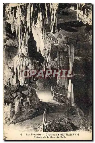 Cartes postales Les Pyrenees Grottes de Betharram Entree de la Grande Salle