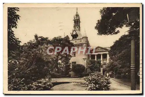 Cartes postales Toulouse Hte Garonne Le Donjon du Capitole et le Square