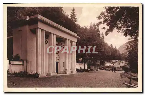 Ansichtskarte AK Luchon Le Parc des Quinconces Le Vaporarium la Buvette du Pre et l'Etablissement Thermal