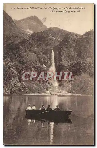 Cartes postales Environs de Luchon Lac d'Oo La Grande Cascade et Pic Queyrat Bateau