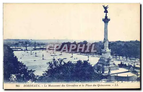 Ansichtskarte AK Bordeaux Le Monument des Girondins et la Place des Quinconces