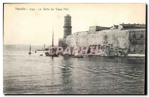 Cartes postales Marseille 1054 La Sortie du Vieux Port