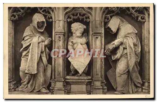 Cartes postales Bourg Eglise de Brou Figures du Mausolee de Marguerite de Bourbon Les pleureuses