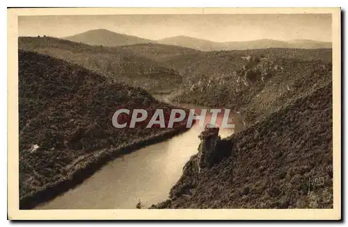 Ansichtskarte AK Vallee de l'Herault la Riviere avant la Barrage du Moulin de Bertrand vue prise de la route du C