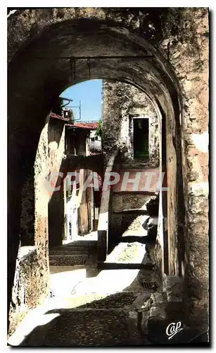 Cartes postales Menton une vieille rue