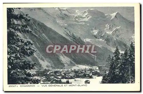 Cartes postales Chamonix Vue generale et Mont Blanc