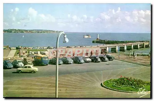 Cartes postales moderne Royan Char Marit L'arrivee du Bac