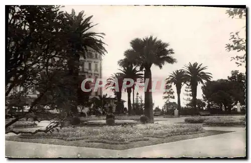 Cartes postales Nice A M Un coin des Jardins