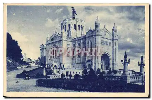 Cartes postales La Basilique de Lisieux vue generale en 1938