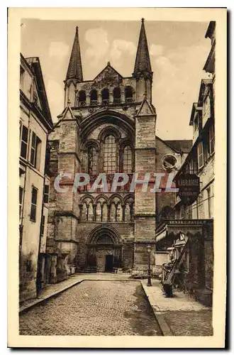 Ansichtskarte AK Lisieux La Rue de Paradis Portail de la Cathedrale Saint Pierre