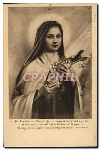 Ansichtskarte AK La Bte Therese de l'Enfant Jesus couvrant son crucifix de roses