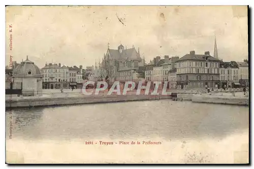 Cartes postales Troyes Place de la Prefecture