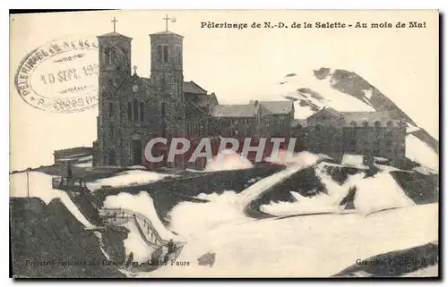 Cartes postales Pelerinage de N D de la Salette au mois de Mai