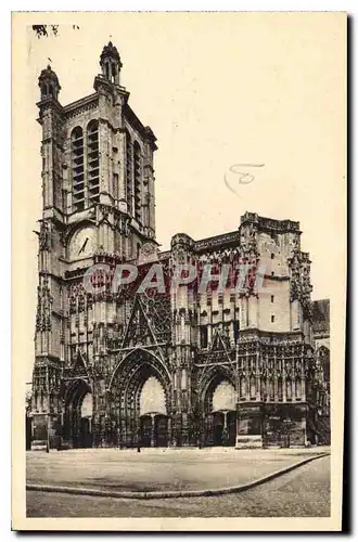 Ansichtskarte AK Troyes Aube La Cathedrale Saint Pierre