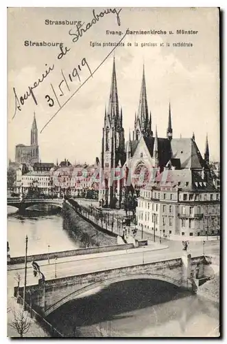 Cartes postales Strassbourg Eglise Protestante de la Garaison et la Cathedrale