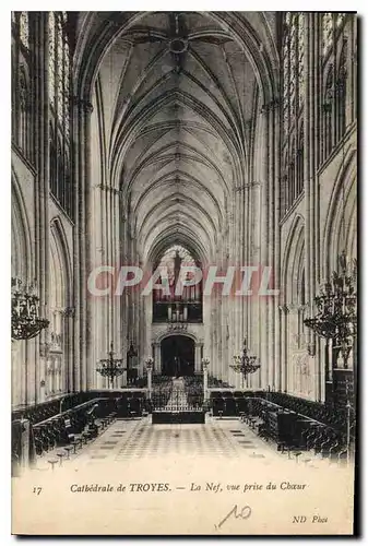 Cartes postales Cathedrale de Troyes La Nef vue prise du Choeur