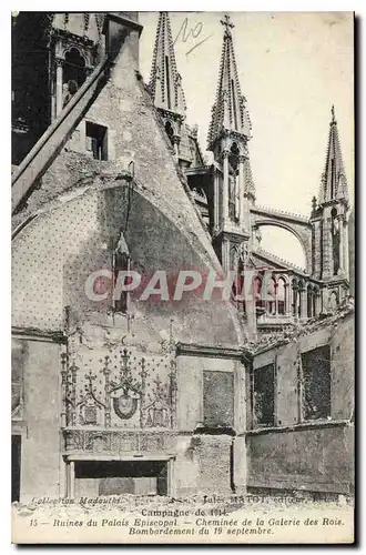 Ansichtskarte AK Campagne de 1914 Ruines du Palais Episcopal Cheminee de la Galerie des Rois Bombardement du 19 s