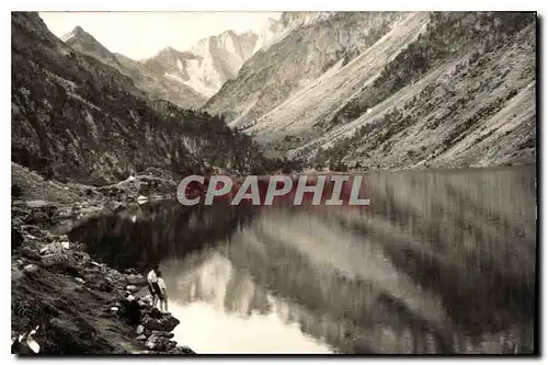 Cartes postales Jove Pau B P Le Lac de Gaube H P Le Massif du Vignemale