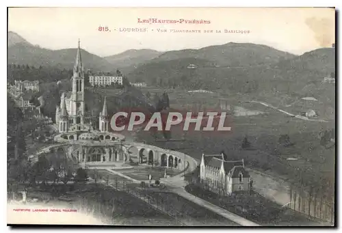 Ansichtskarte AK Les Hautes Pyrenees Lourdes Vue Plongeante sur La Basilique