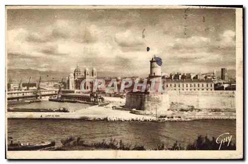 Ansichtskarte AK Marseille B du R le Fort Saint Jean et la Cathedrale de la Major vus des Jardins du Pharo