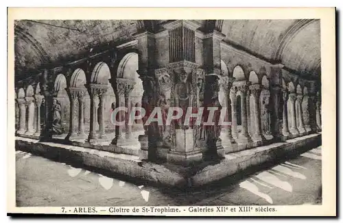 Cartes postales Arles Cloitre de St Trophime Galeries XII et XIII siecle