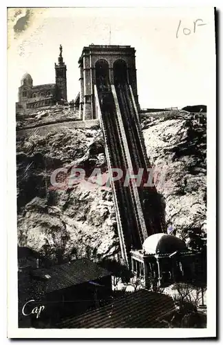 Cartes postales Marseille l'Ascenseur et Notre Dame de la Garde